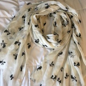 Dove Scarf